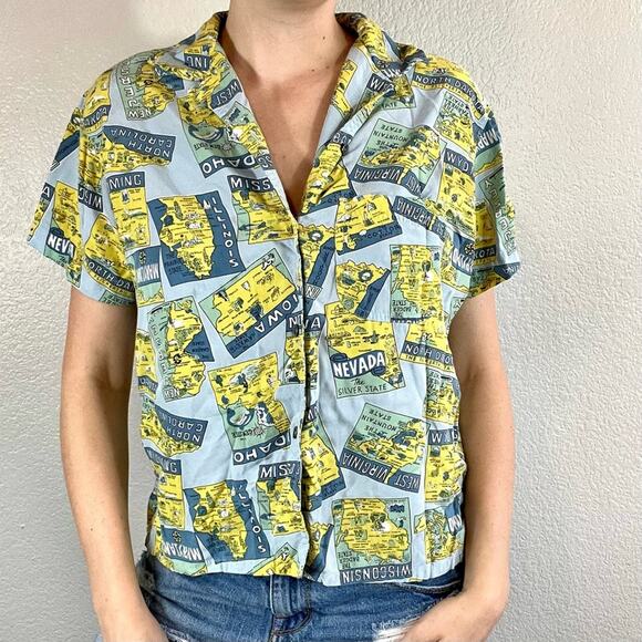 Vintage road trip states button down Liz Claiborne blue and yellow blouse size M - Picture 2 of 12